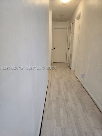 6409 Franklin St, Hollywood, FL 33024