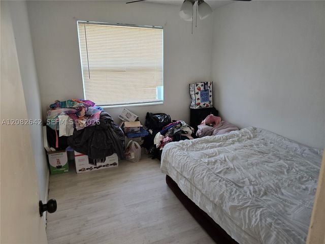 6409 Franklin St, Hollywood, FL 33024