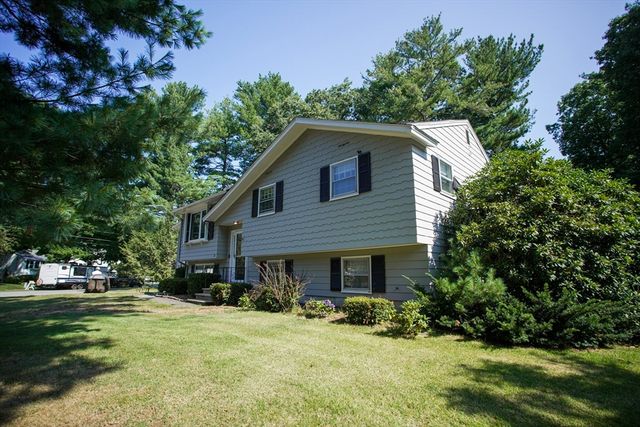 30 Porter St, Billerica, MA 01821