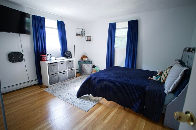 30 Porter St, Billerica, MA 01821