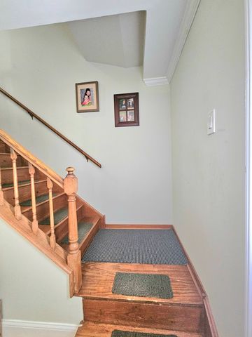 1410 Ashton Court, Aurora, IL 60504