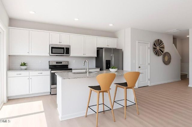 228 Central Townes Way 275, Raleigh, NC 27603