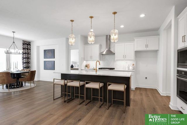 6614 S 200 Avenue, Omaha, NE 68135