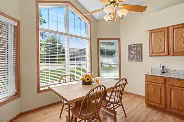 7640 Teal Road, Woodbury, MN 55125
