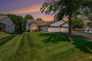 7640 Teal Road, Woodbury, MN 55125
