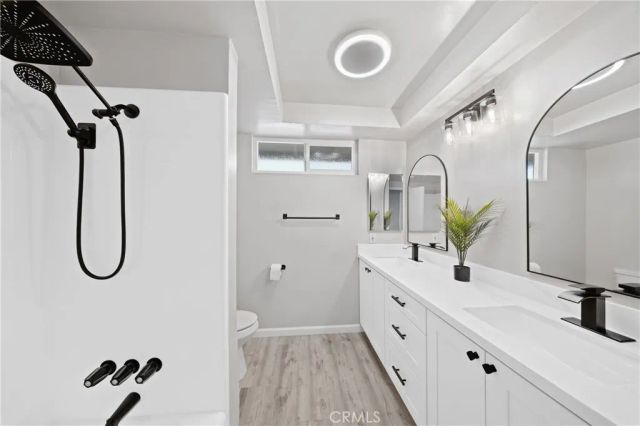 466 S Wellington Road, Orange, CA 92869