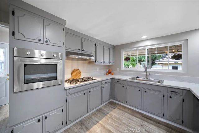 466 S Wellington Road, Orange, CA 92869