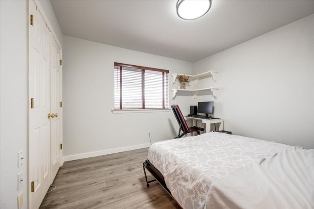 312 Springhill Drive, Hurst, TX 76054