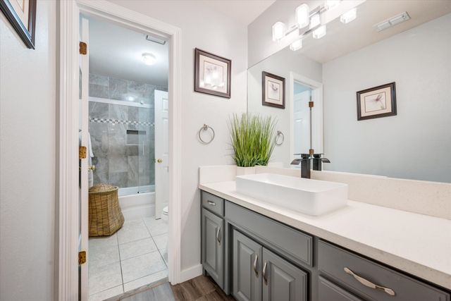 312 Springhill Drive, Hurst, TX 76054