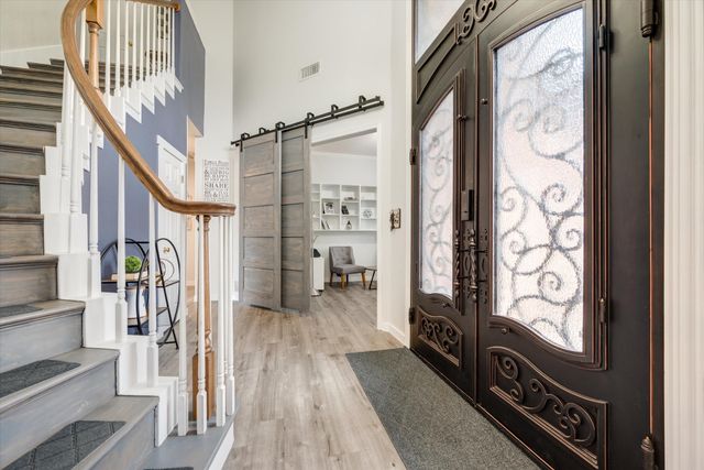 312 Springhill Drive, Hurst, TX 76054