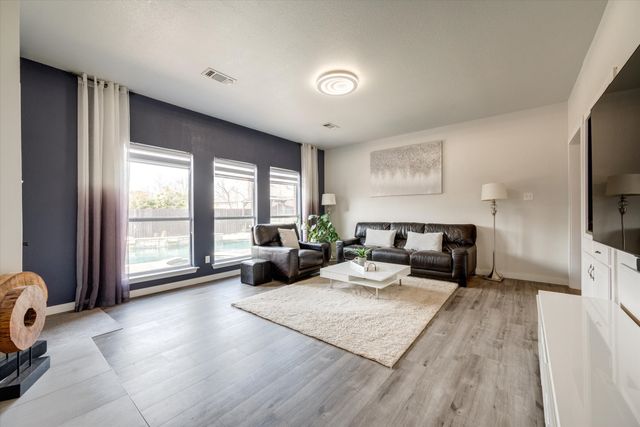 312 Springhill Drive, Hurst, TX 76054