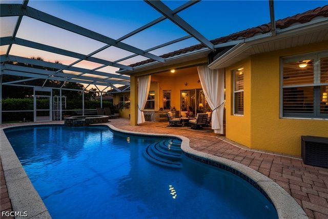 9836 Los Altos CT, Fort Myers, FL 33919
