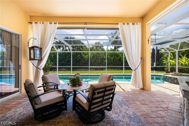 9836 Los Altos CT, Fort Myers, FL 33919