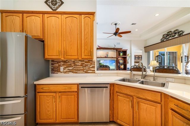 9836 Los Altos CT, Fort Myers, FL 33919