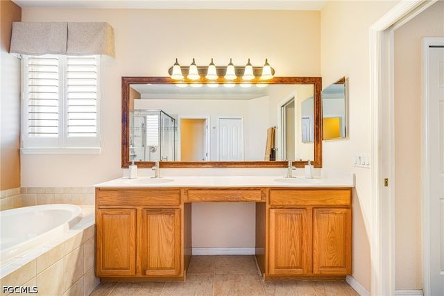 9836 Los Altos CT, Fort Myers, FL 33919