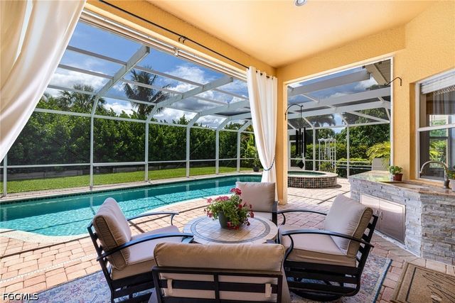 9836 Los Altos CT, Fort Myers, FL 33919