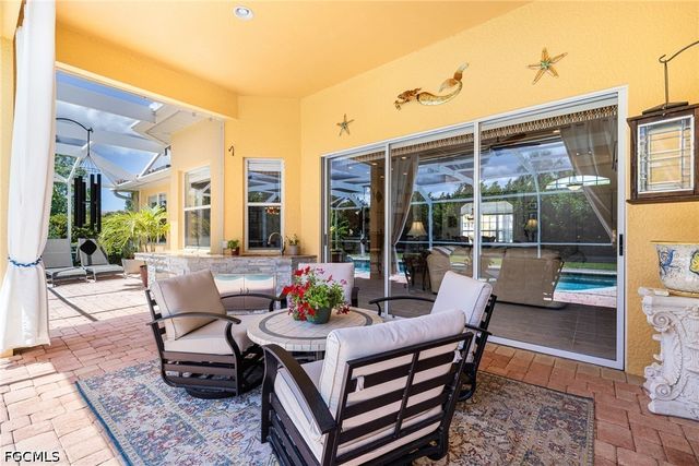 9836 Los Altos CT, Fort Myers, FL 33919