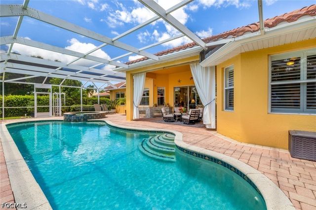 9836 Los Altos CT, Fort Myers, FL 33919