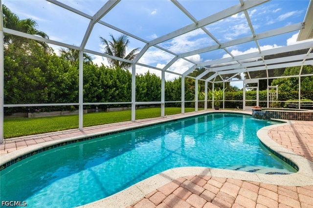 9836 Los Altos CT, Fort Myers, FL 33919