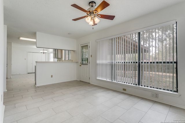 11311 Forest Shower, Live Oak, TX 78233