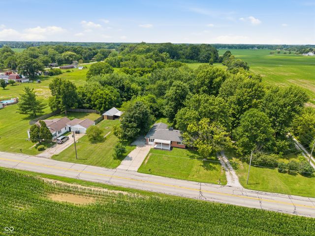 2269 N 200 W, Anderson, IN 46011