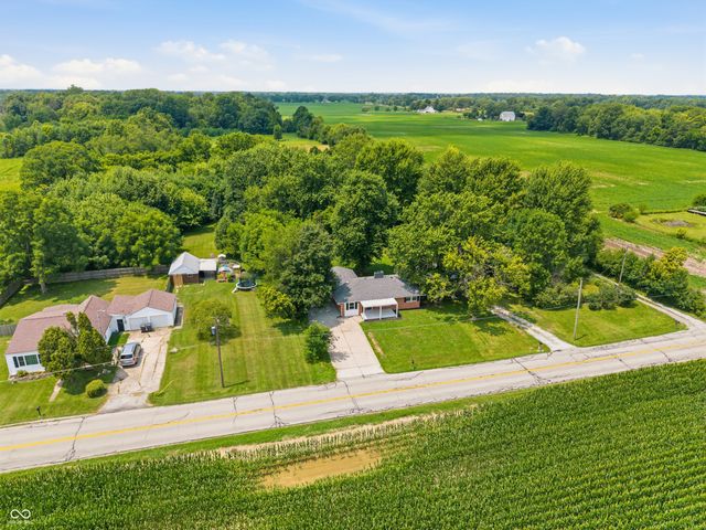 2269 N 200 W, Anderson, IN 46011