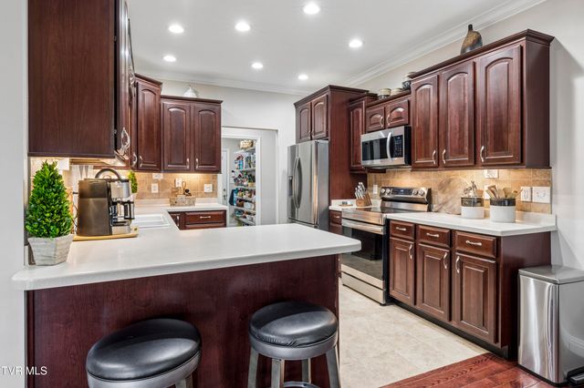 13 East Ridgefield Court, Greeneville, TN 37745