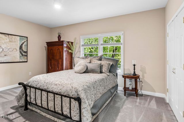 13 East Ridgefield Court, Greeneville, TN 37745