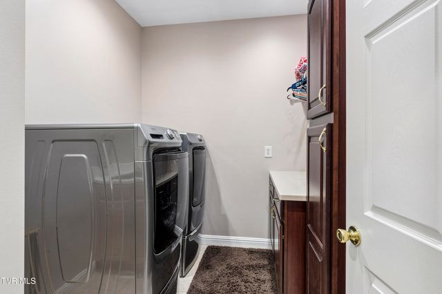 13 East Ridgefield Court, Greeneville, TN 37745