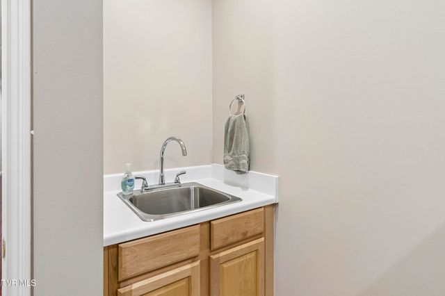 13 East Ridgefield Court, Greeneville, TN 37745