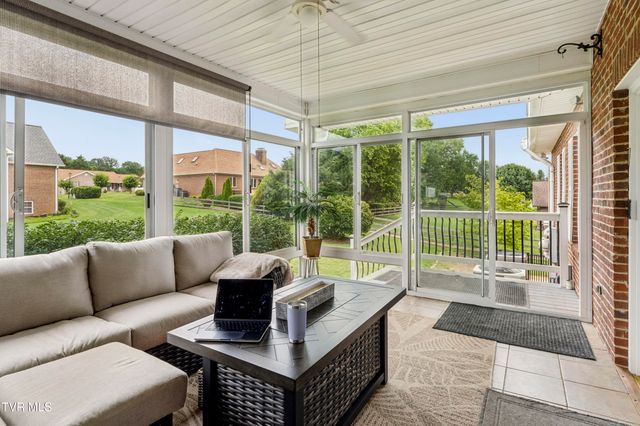 13 East Ridgefield Court, Greeneville, TN 37745