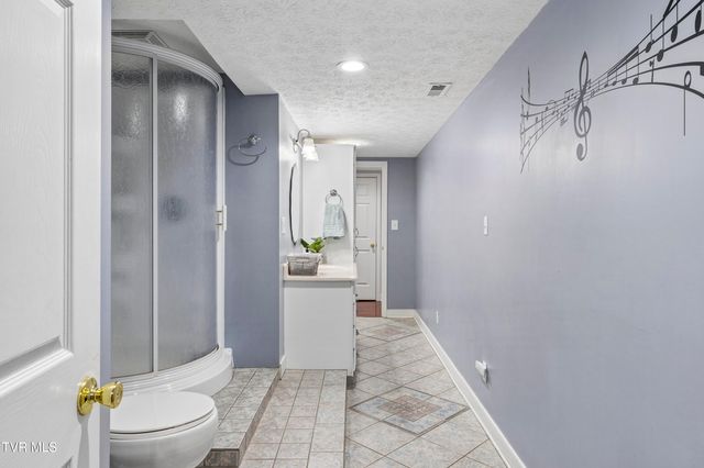 13 East Ridgefield Court, Greeneville, TN 37745