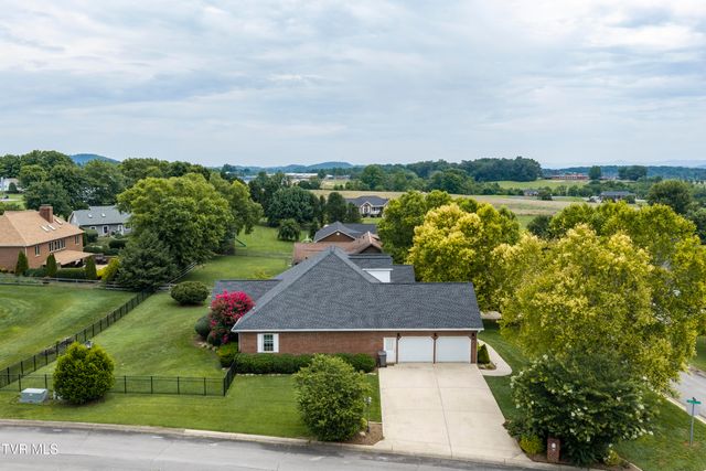 13 East Ridgefield Court, Greeneville, TN 37745