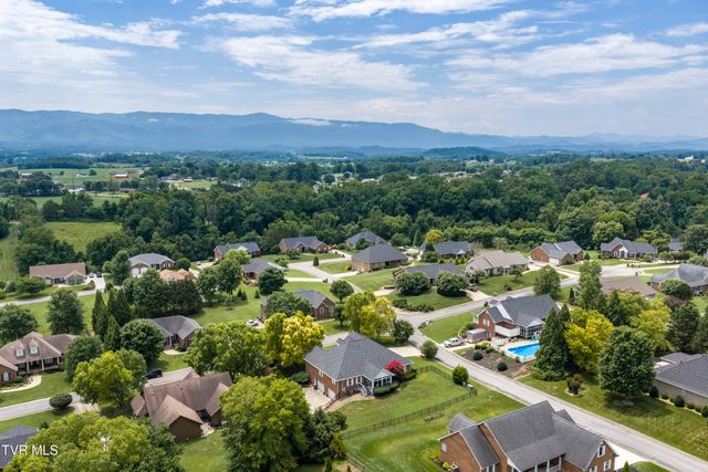 13 East Ridgefield Court, Greeneville, TN 37745