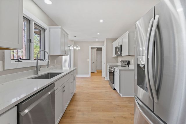 105 Moss Circle, Conway, SC 29526