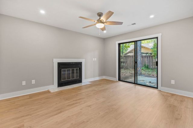 105 Moss Circle, Conway, SC 29526