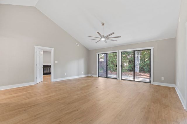 105 Moss Circle, Conway, SC 29526