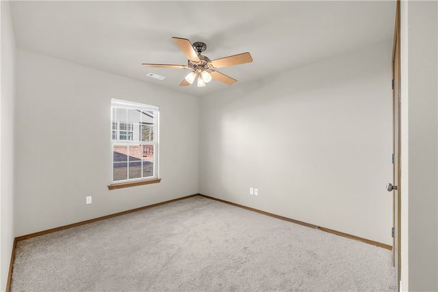 2970 W Old Farmington Road, Fayetteville, AR 72704