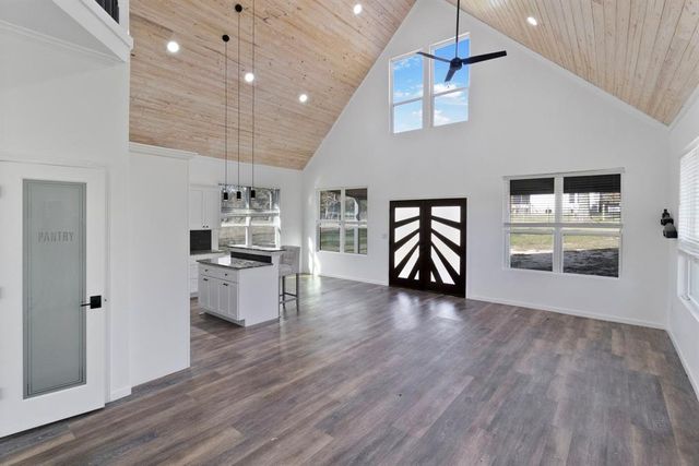 500 State Highway 156, Point Blank, TX 77364