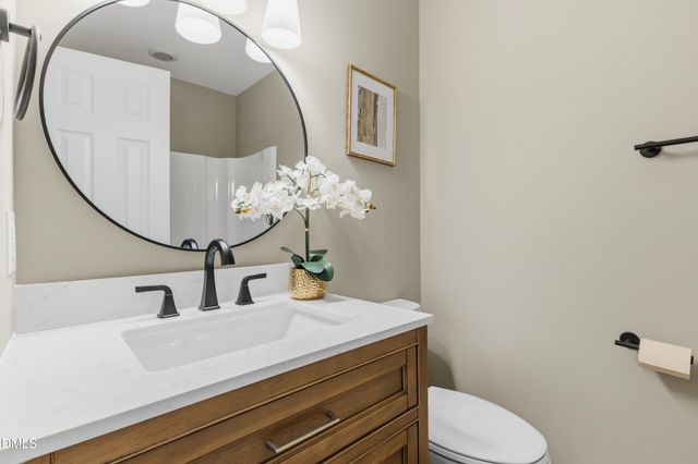 907 Castalia Drive, Cary, NC 27513