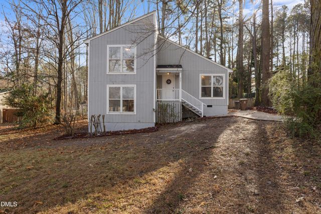 907 Castalia Drive, Cary, NC 27513