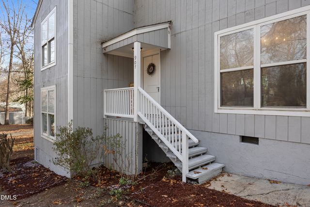 907 Castalia Drive, Cary, NC 27513