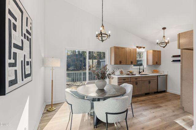 907 Castalia Drive, Cary, NC 27513