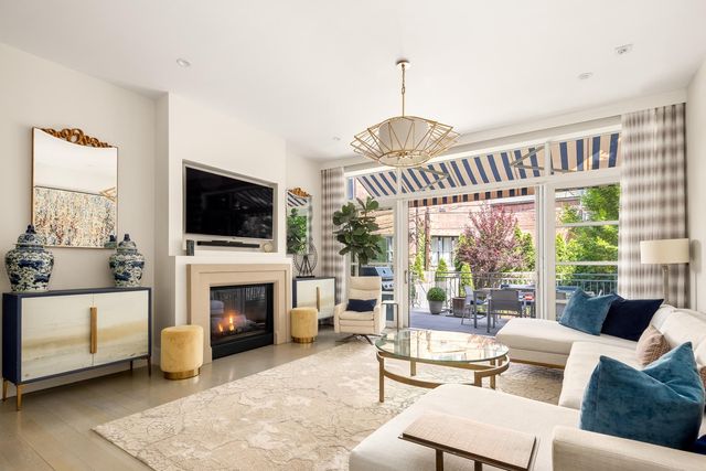 225 Carlton Avenue, New York City, NY 11205