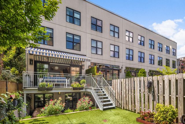 225 Carlton Avenue, New York City, NY 11205