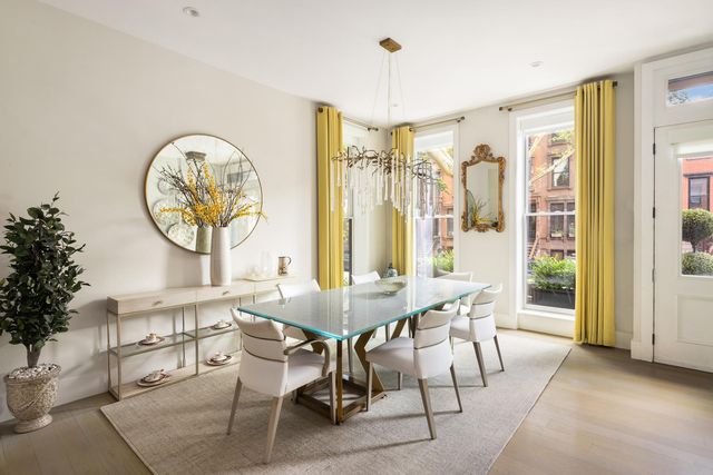 225 Carlton Avenue, New York City, NY 11205
