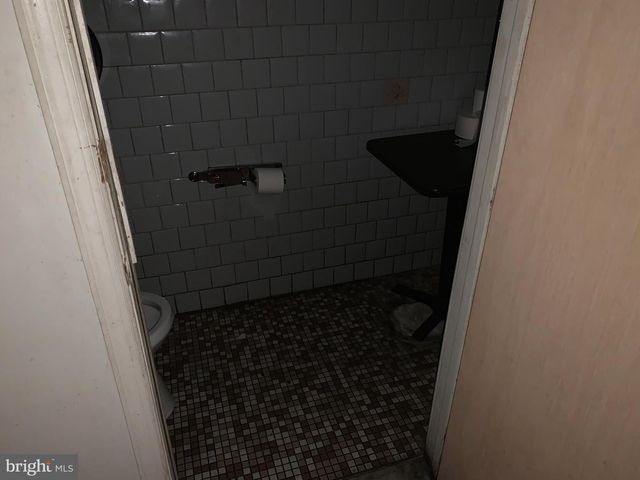 6721-23 ELMWOOD AVE, Philadelphia, PA 19142