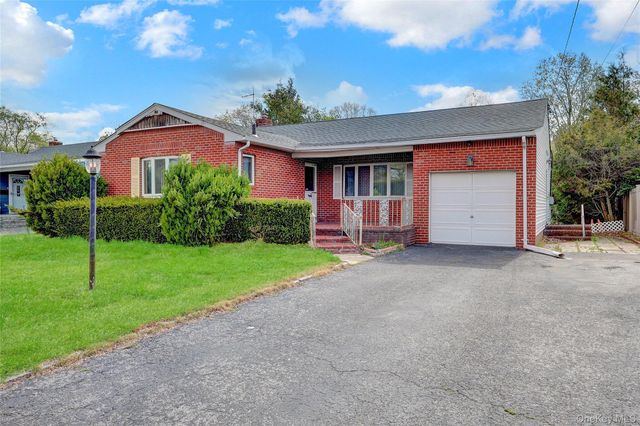 825 Bellmore Road, North Bellmore, NY 11710