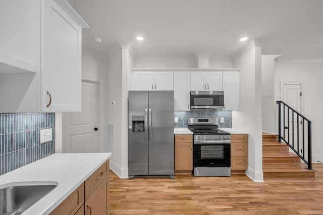 6305 Robertson Ave Apt 4, Nashville, TN 37209