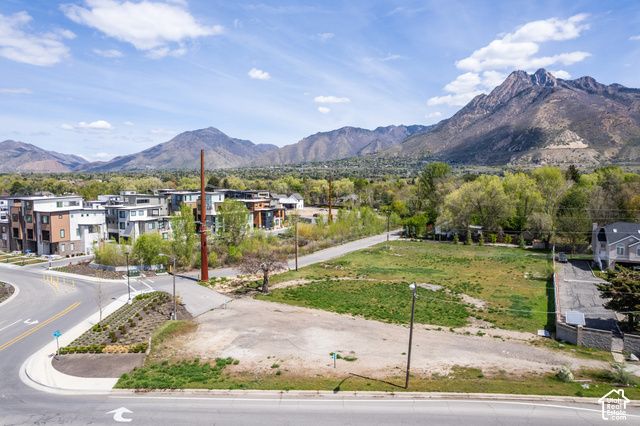 5025 S HIGHLAND DR, Holladay, UT 84117
